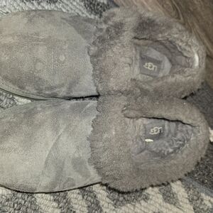 Ugg slippers
